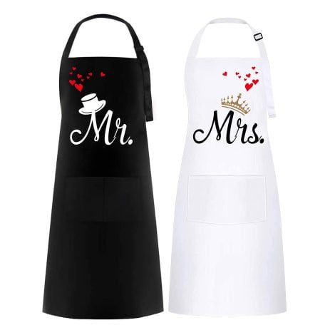 Ensemble Ap­pron de Cui­sine Im­per­méa­ble Mr. & Mrs. avec 2 po­ches, cadeau pour évé­ne­ments specia­ux (Noir & Blanc)