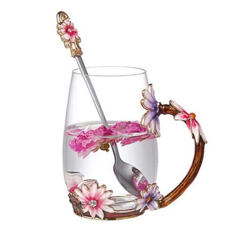 Tasse à fleurs avec cuillère, idéale pour offrir à une femme, une maman, une nounou, une maîtresse ou une mamie lors d’un anniversaire, de la fête des mères, de la fête des grands-mères, de Noël ou de la Saint-Valentin.