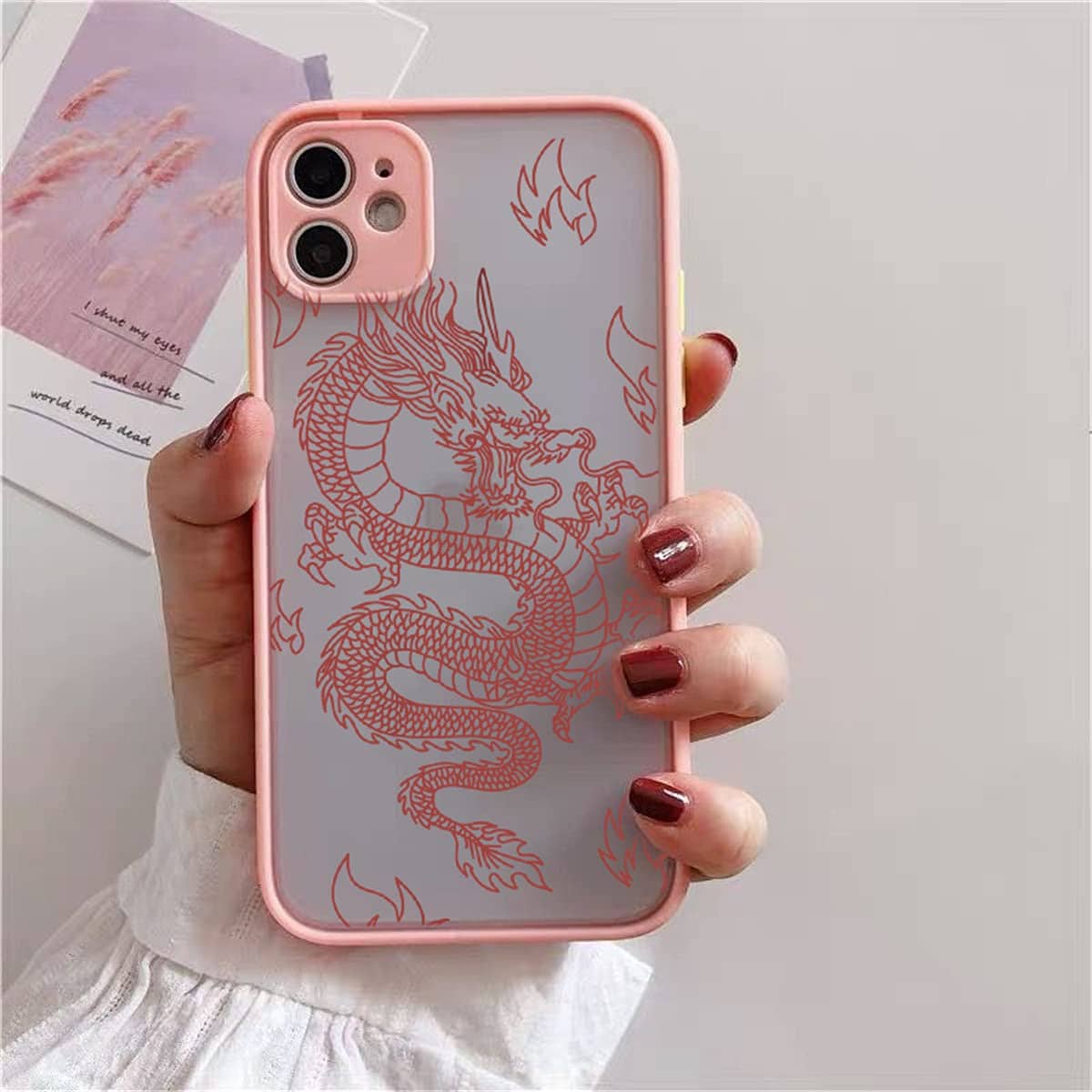 EYZUTAK Coque pour iPhone 12 6,1", transparente, tendance, motif animal, dessin animé, dragon, dos en PC givré 3D et bord en TPU souple, coque de protection antichoc en silicone – Rose