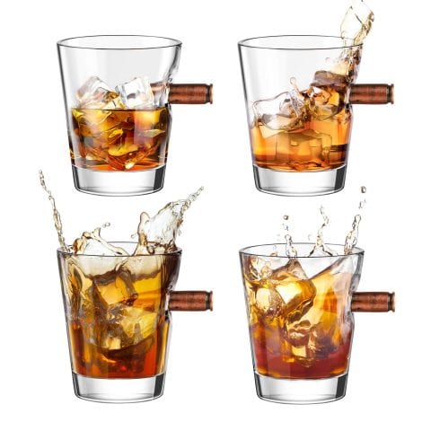 Ensemble de 4 verres à whisky en cristal unique, idéal pour offrir un cadeau whisky de qualité.