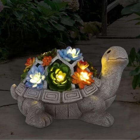 Statue de tortue en résine avec plantes succulentes et 7 lampes LED solaires pour décorer le jardin, balcon ou terrasse, cadeau mignon pour femme, homme ou maman. (16 words)