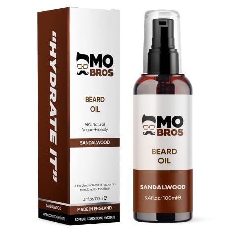 Huile Bio pour Barbe Homme Mo Bro’s en format 100ml avec parfum Bois de Santal.