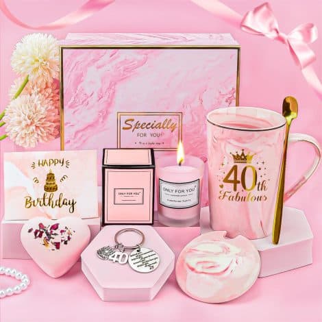 Coffret cadeau d’anniversaire pour femme de 40 ans avec 6 pièces : tasse à café, aromathérapie, boule de sel de bain, porte-clés, carte de vœux – parfait pour ta sœur.