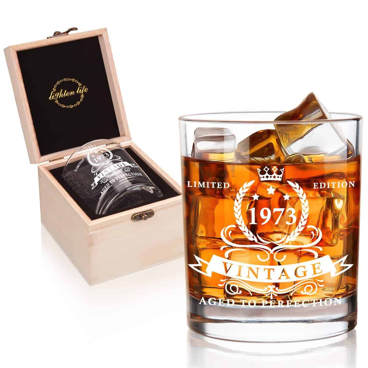 LIGHTEN LIFE Cadeau d'anniversaire pour homme 360ml, verre à whisky 1973 dans une boîte en bois précieuse,verre à whisky bourbon pour 50 ans,mari,ami,décorations d'anniversaire pour homme