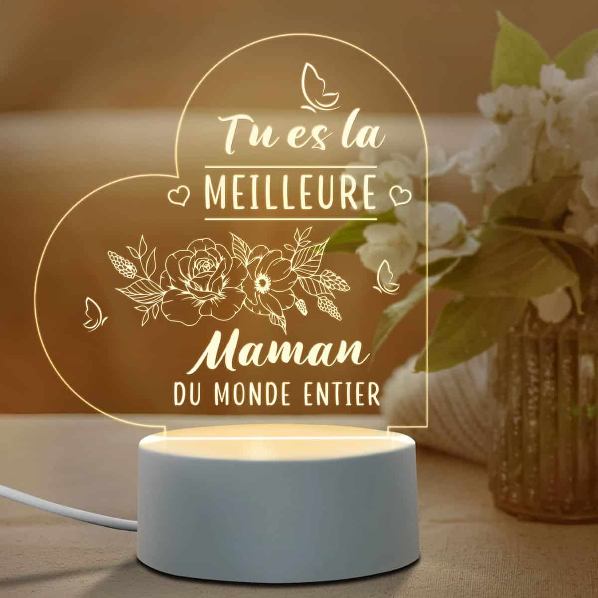 Juratar Cadeau Maman, LED Veilleuse en Acrylique Cadeau pour Maman, Personnalisé Noël Cadeau de Fête des Mères, Cadeau Anniversaire Maman（cœur）