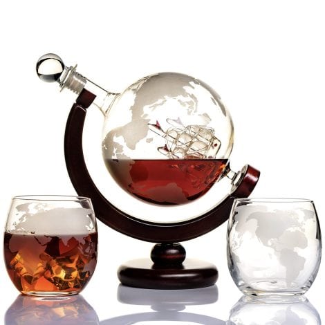 Ensemble de carafe à whisky en globe gravé avec verres dans un coffret cadeau original – Idéal pour les amateurs de whisky.